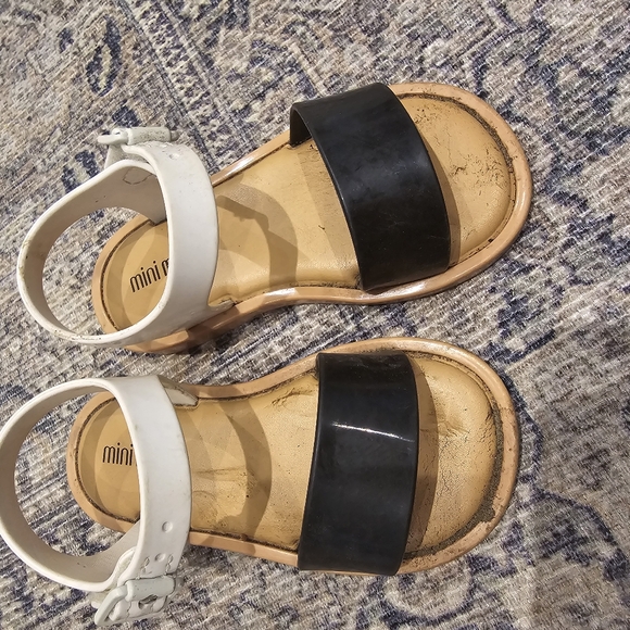 Mini melissa US 7 toddler - Picture 4 of 4